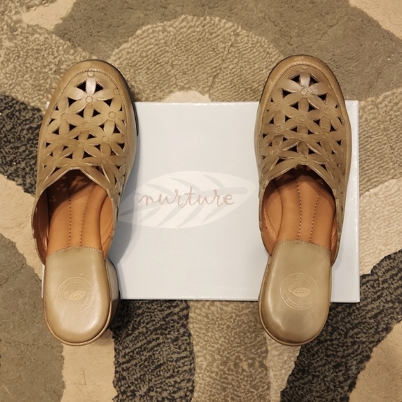 Women's Nurture wedge/clogs - Picture 2 of 7